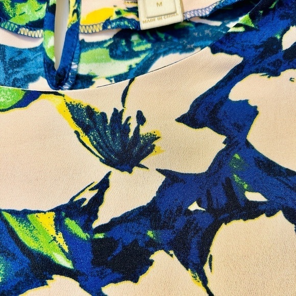 J. Crew Factory Top Blouse Blue White Yellow Floral Short Sleeve size Medium - Picture 12 of 16